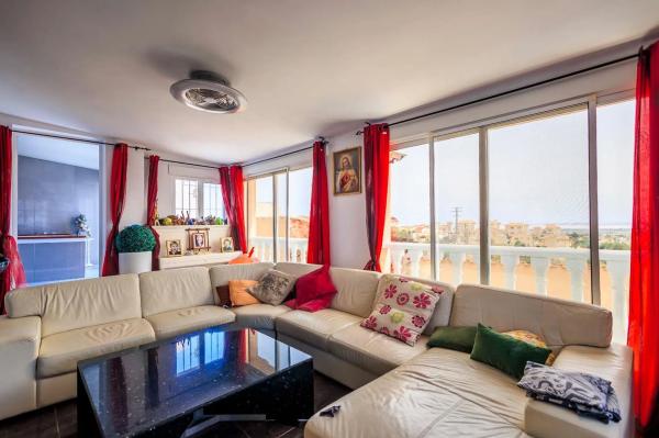 Chalet adosado en calle Costa Tropical, 2