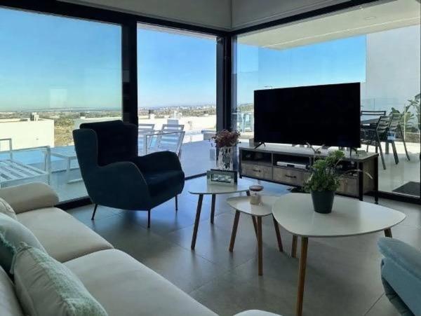 Chalet pareado en avenida del Recorral, 139