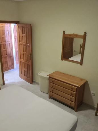 Piso en calle Elche, 4