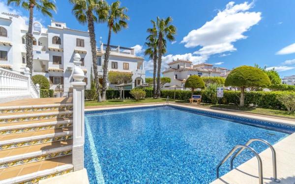 Piso en calle Elche, 4