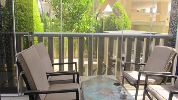 Chalet pareado en calle Pamplona