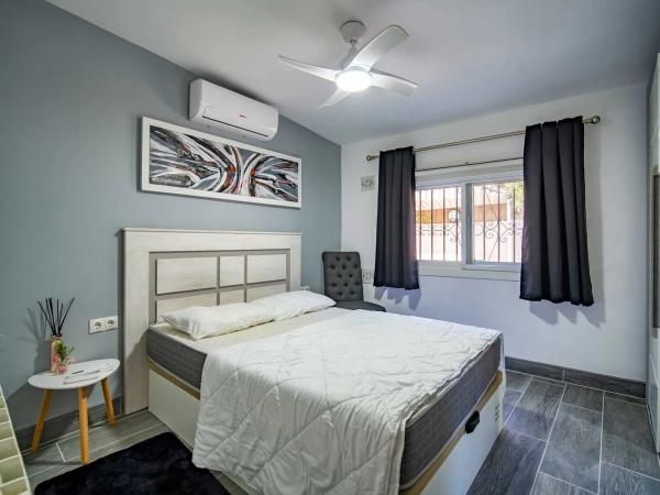 Casa independiente en avenida de l'Albir, 56