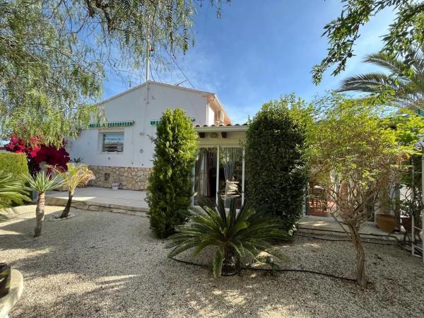 Casa independiente en calle els Lleons s/n