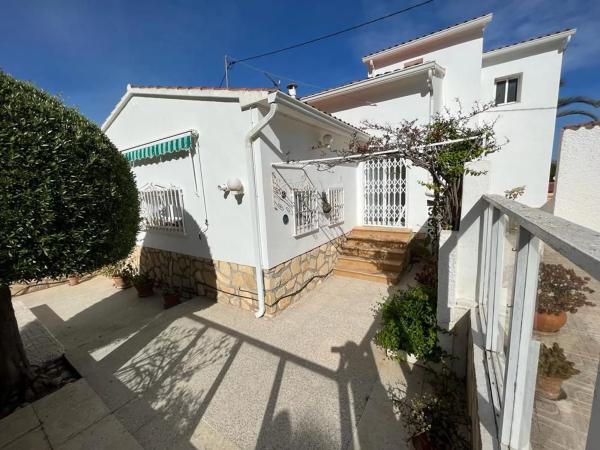 Casa independiente en calle els Lleons s/n