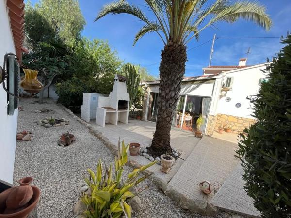 Casa independiente en calle els Lleons s/n