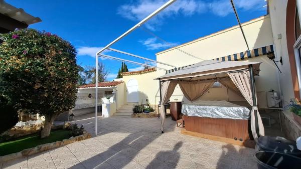 Casa independiente en CL Romer