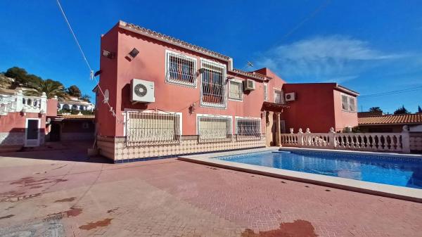 Chalet en Colonia Escandinavia-Cautivador