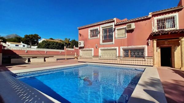 Chalet en Colonia Escandinavia-Cautivador