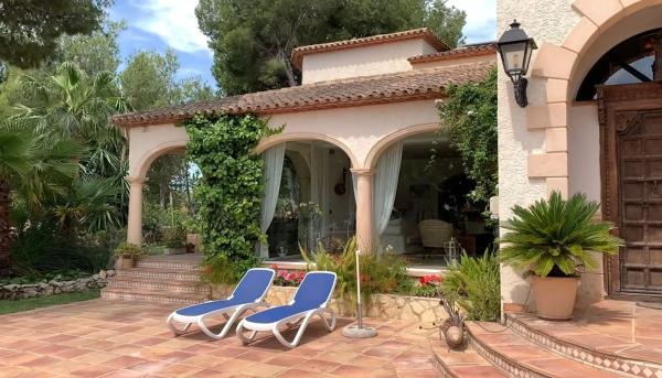 Chalet en Alfaz del Pi Pueblo-Urbanizaciones