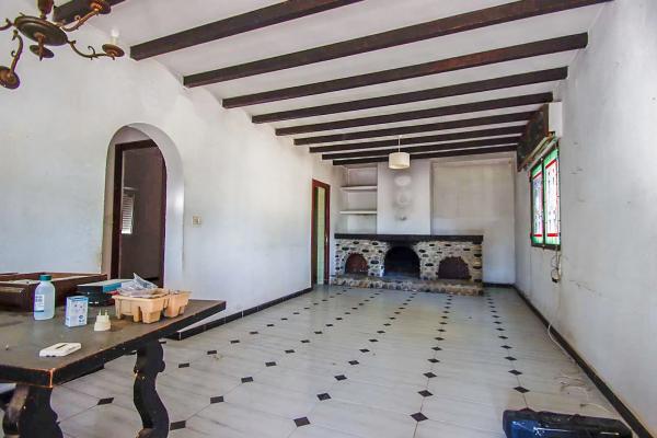 Chalet pareado en calle Urania