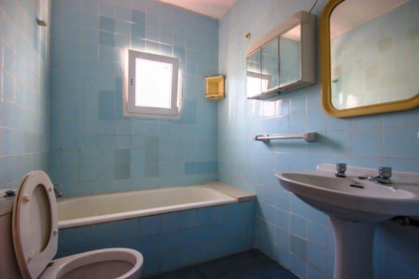 Chalet pareado en calle Urania