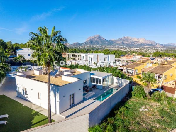 Chalet en calle Albatros