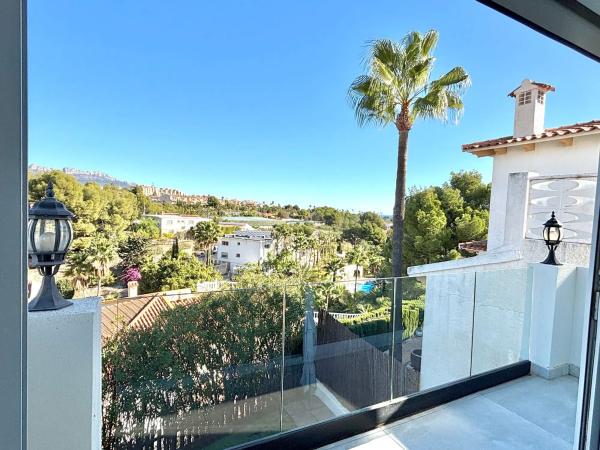 Chalet adosado en calle Poeta Zorrilla, 18