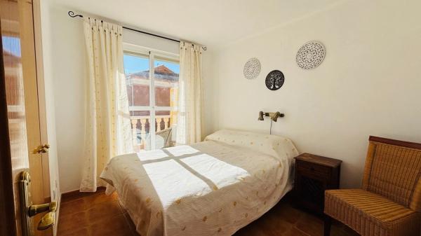 Chalet adosado en CL Riu Verd, 9