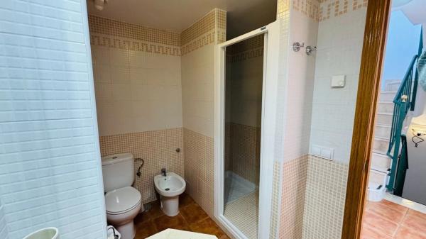 Chalet adosado en CL Riu Verd, 9