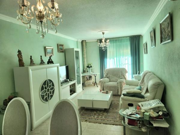 Chalet adosado en calle Cormorà