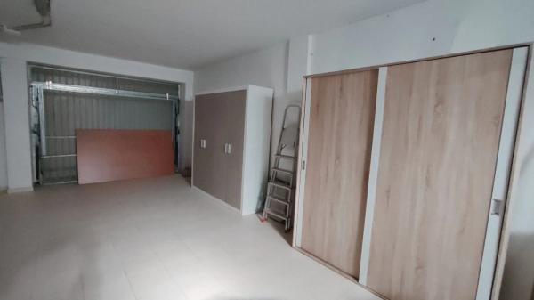 Chalet adosado en calle Cormorà