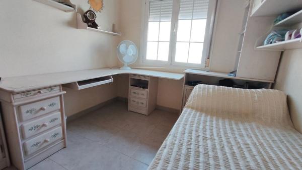 Chalet adosado en calle Cormorà