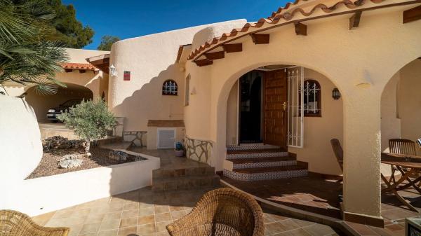 Chalet en Alfaz del Pi Pueblo-Urbanizaciones