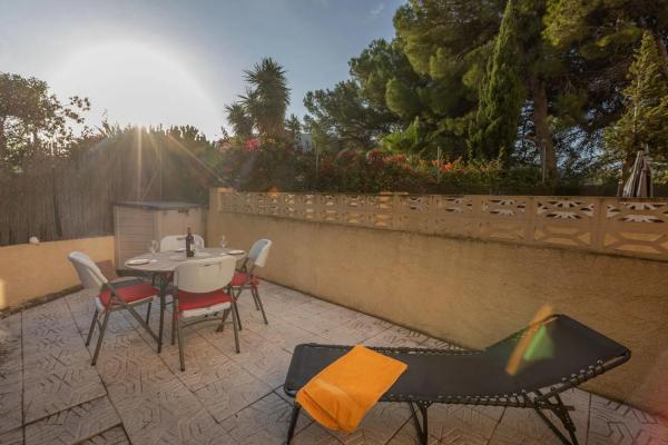 Chalet adosado en calle de Tritó