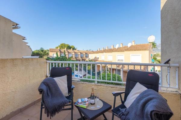 Chalet adosado en calle de Tritó