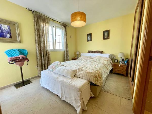 Chalet adosado en calle Cormorà