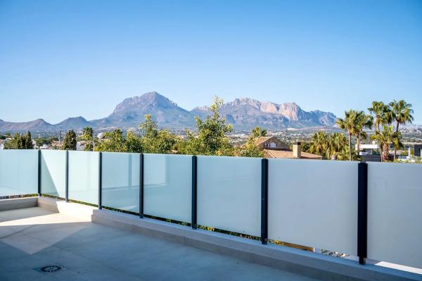 Casa independiente en calle Orendella