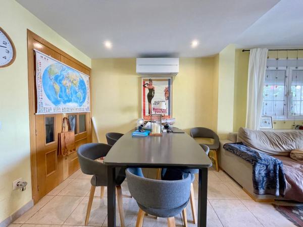 Chalet adosado en calle Cormorà