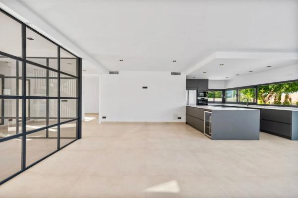 Casa independiente en calle Orendella