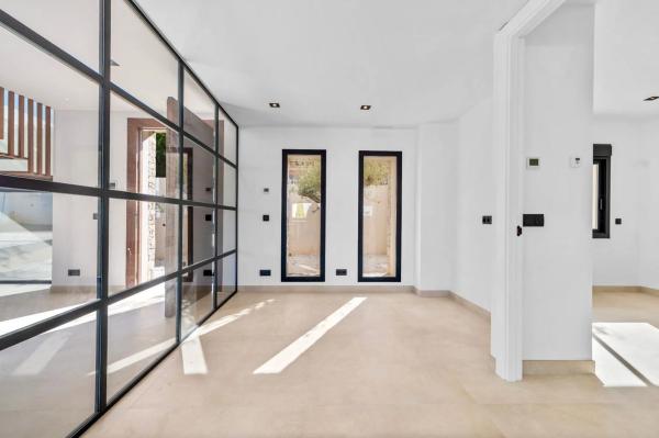 Casa independiente en calle Orendella