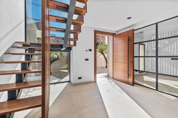 Casa independiente en calle Orendella