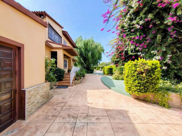 Casa independiente en calle Morena