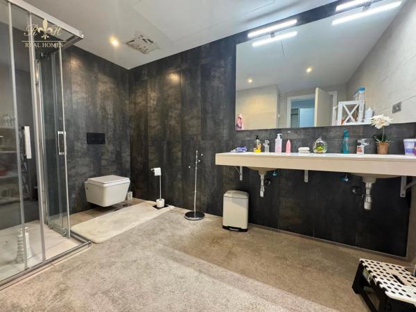 Chalet adosado en calle Serra Gelada