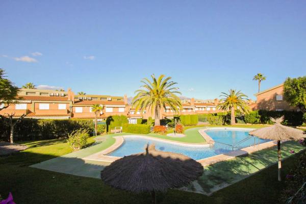 Chalet adosado en camino Vell d'Altea, 12