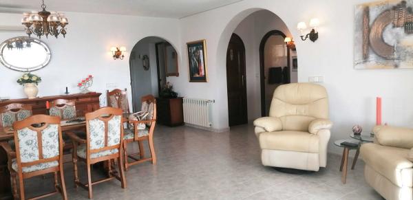 Casa independiente en CL Sierra Morena