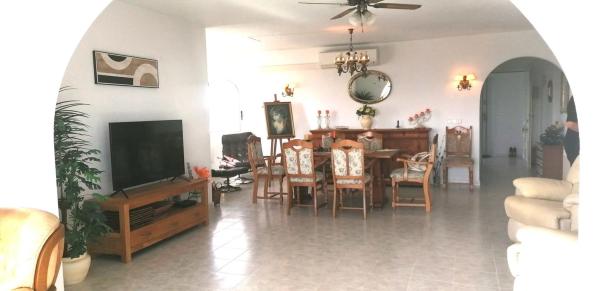 Casa independiente en CL Sierra Morena