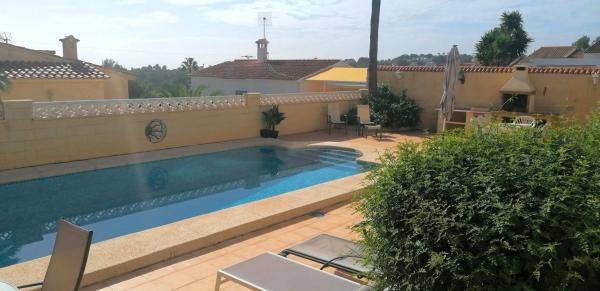 Casa independiente en CL Sierra Morena