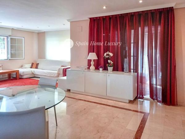 Casa independiente en calle Orendella