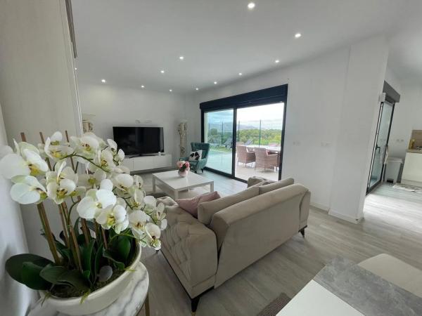 Casa independiente en avenida Marina Baixa, 15 -9