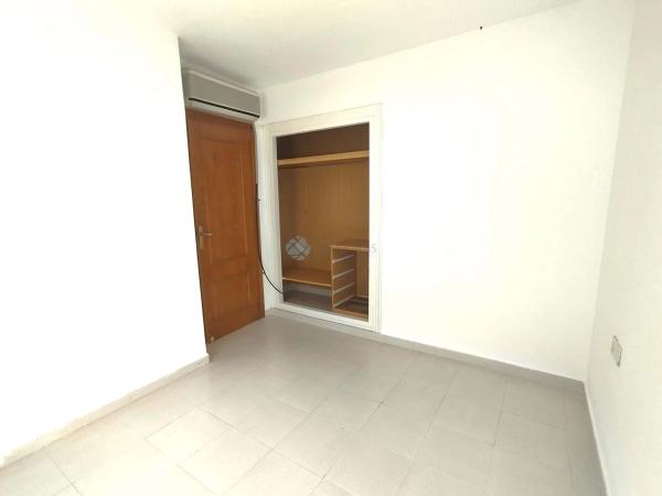 Chalet adosado en calle Otari