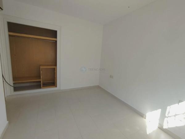 Chalet adosado en calle Otari