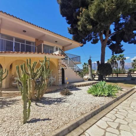 Casa independiente en calle Paradís