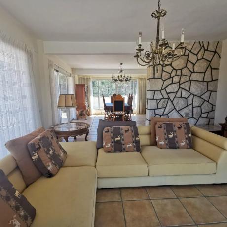 Casa independiente en calle Paradís