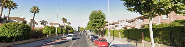 Chalet adosado en calle Galatea