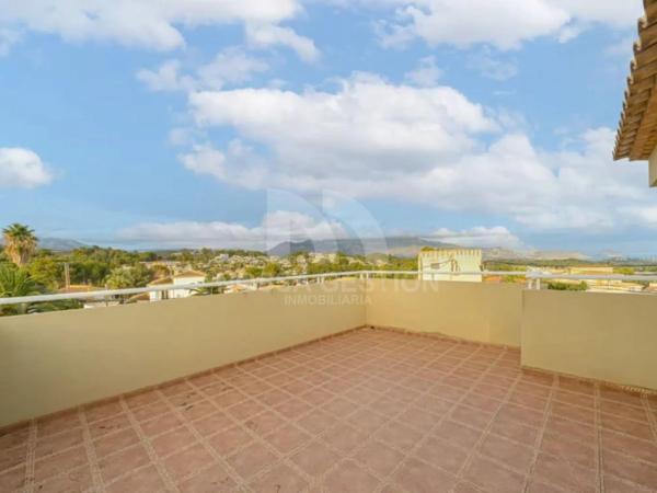 Chalet adosado en avenida d' Escandinavia