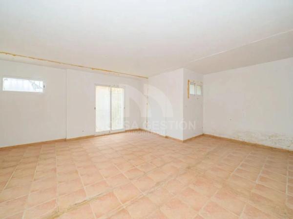 Chalet adosado en avenida d' Escandinavia