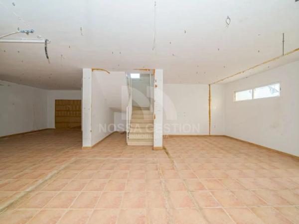 Chalet adosado en avenida d' Escandinavia