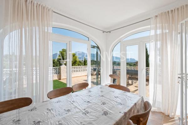 Chalet adosado en calle Pintor Rembrandt, 29