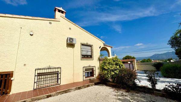 Casa independiente en calle Gran Sol