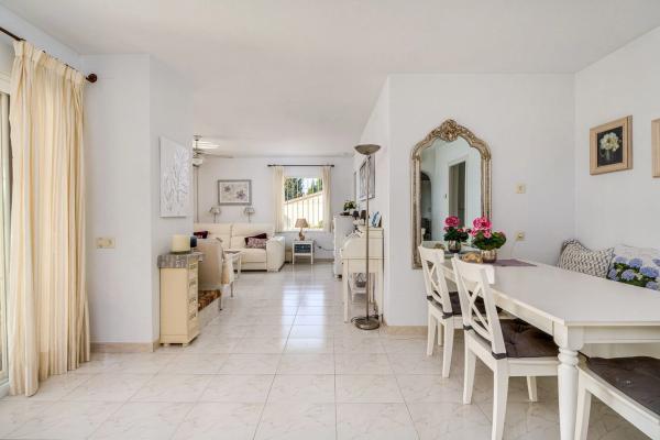 Chalet en calle Azorin